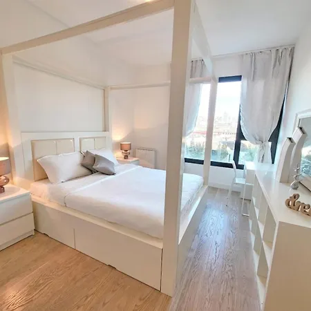 Apartman Simphonia Lux Bw *